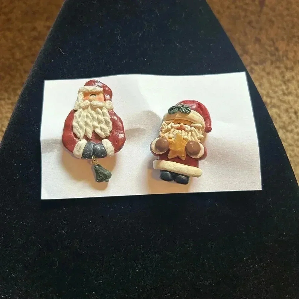 🎄Set of 2 handmade Christmas‎ pins